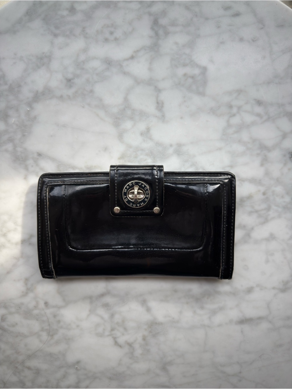 Marc Jacobs Black Patent Leather Snap Wallet (Very good condition)
